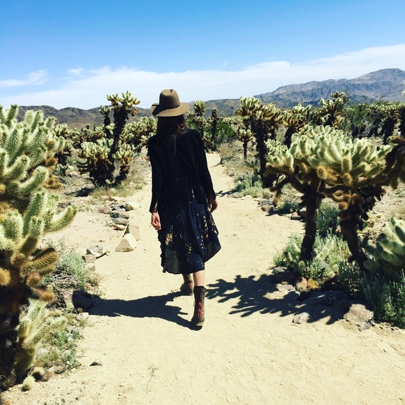 Meet your Posher, Andrea - Picture 6 of 8